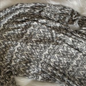 Medium Lularoe Sarah chevron ribbed cardigan